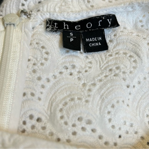 Theory Malyn White Eyelet Sleeveless Top with Back Zipper - Picture 10 of 12